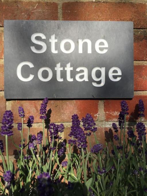 Stone Cottage Thornage Kültér fotó
